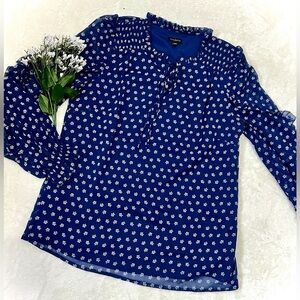 Talbots NWT Navy Floral Ruffle Detail Blouse - XS